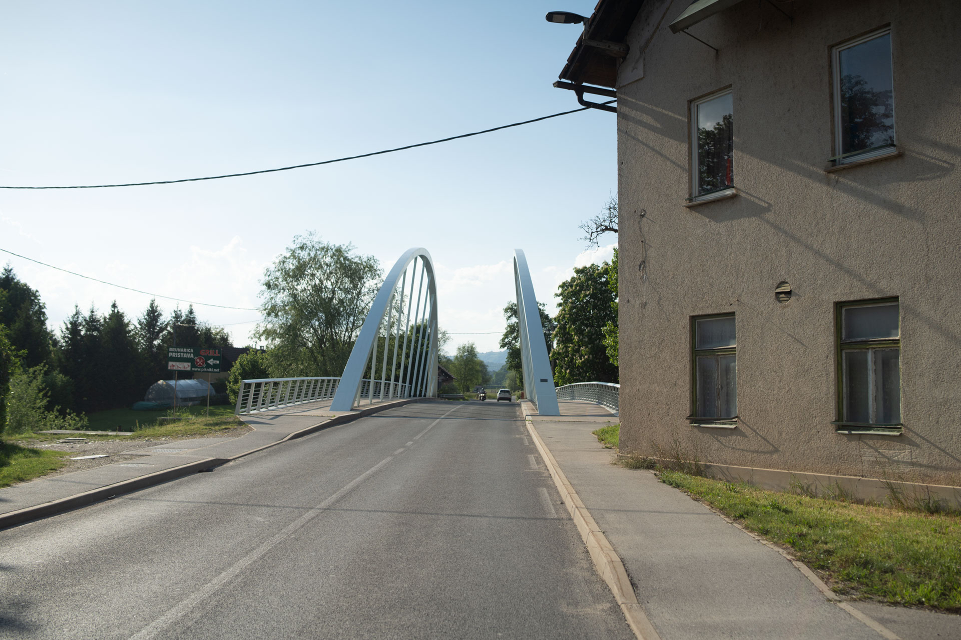 Podpeč – Ljubljana - Podpeško jezero