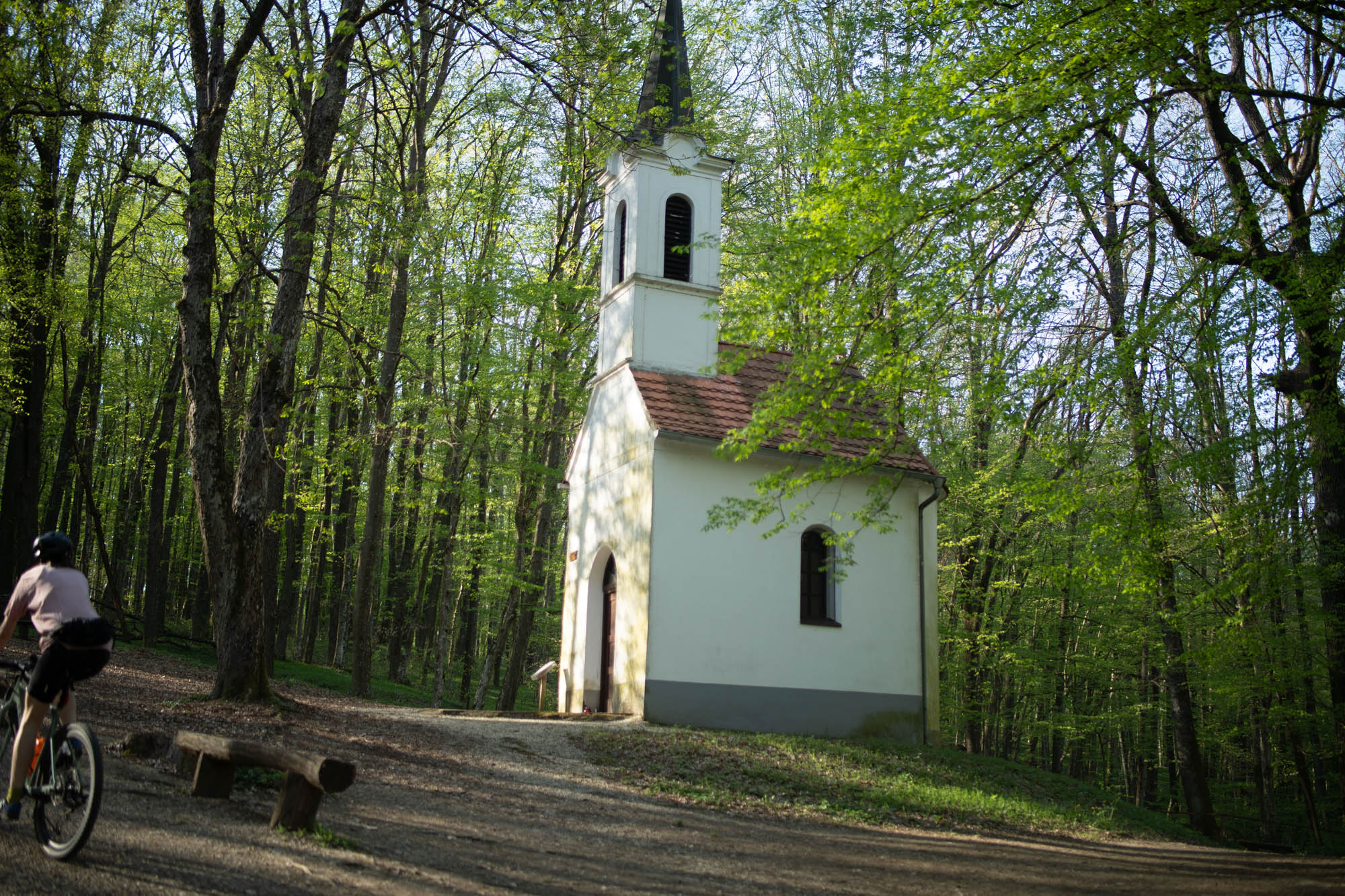Kapela sv. Vida in Vidov izvir – Pri Momi - Bukovniško jezero